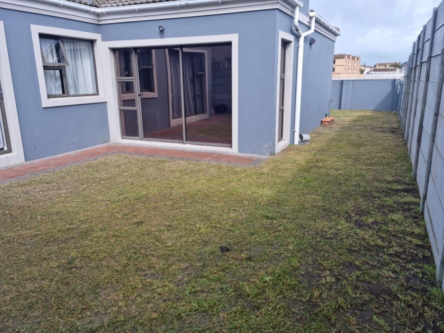 3 Bedroom Property for Sale in Parklands Western Cape